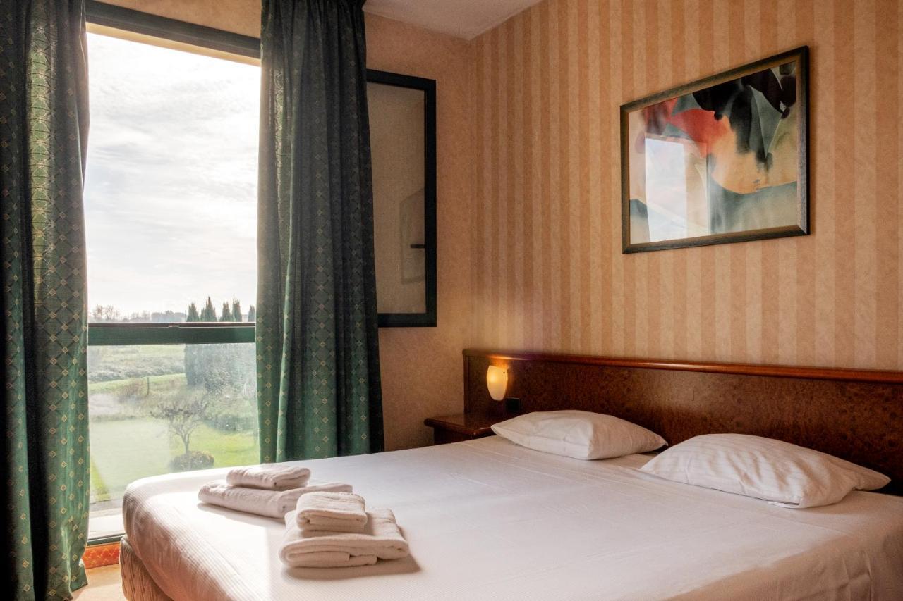 Meditur Hotel Pisa Migliarino Pisano Ngoại thất bức ảnh