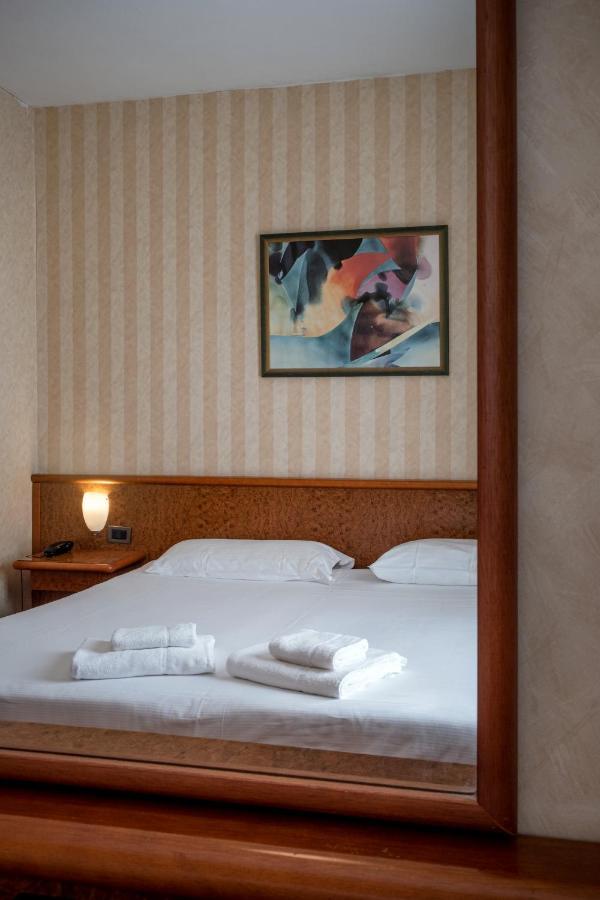 Meditur Hotel Pisa Migliarino Pisano Ngoại thất bức ảnh