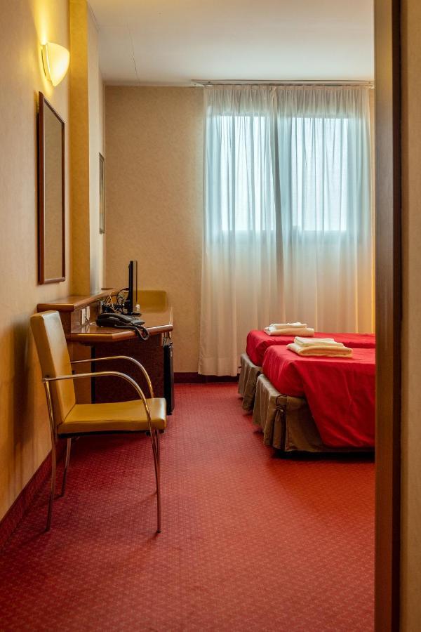 Meditur Hotel Pisa Migliarino Pisano Ngoại thất bức ảnh